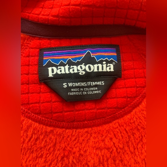 Patagonia R2 Red Fleece Jacket - Picture 12 of 16